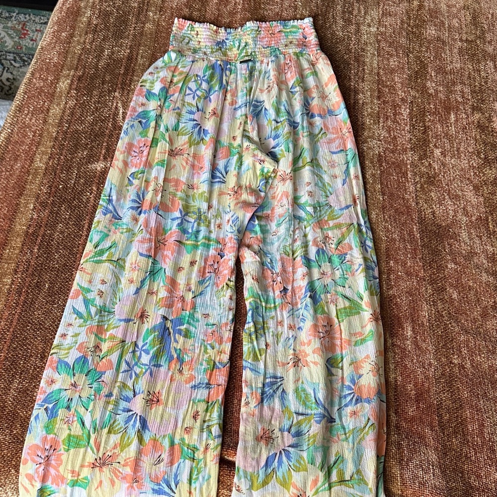 Billabong Floral Wide-Leg Pants - Picture 5 of 5